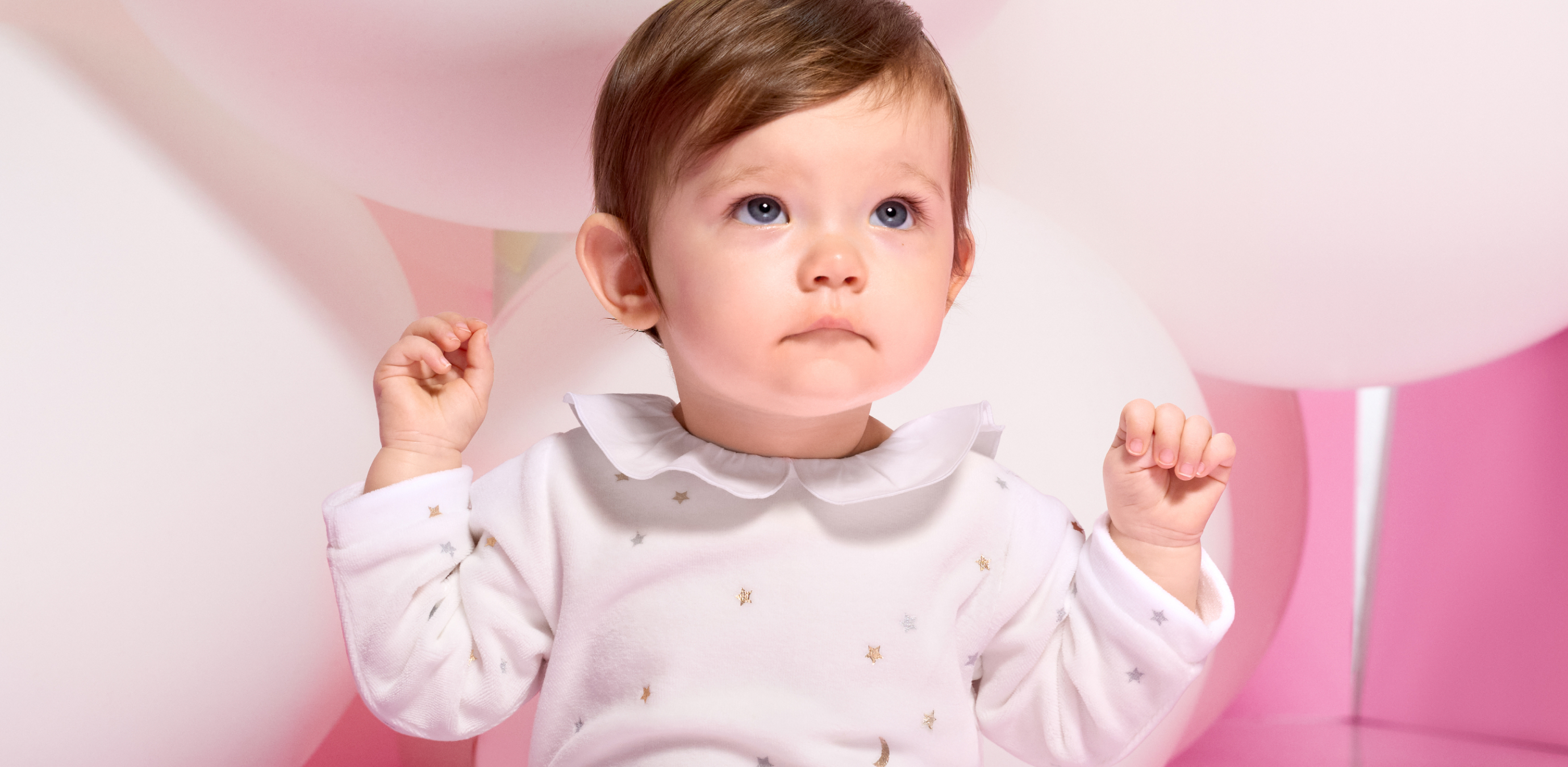 Discovr baby's Christmas outfits